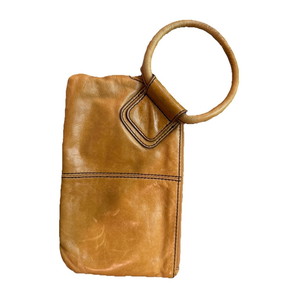 HOBO International Lauren Leather Ring Wristlet Clutch Bag Tan Camel Medallion